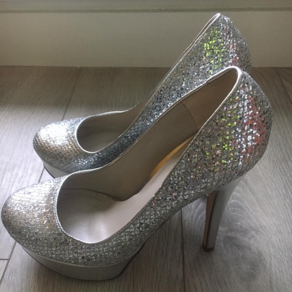 Heels - platform - Picture 2 of 4